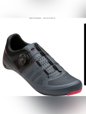 Women cycling shoes by Pearl Izumi SPD and road bike compatible Size 6